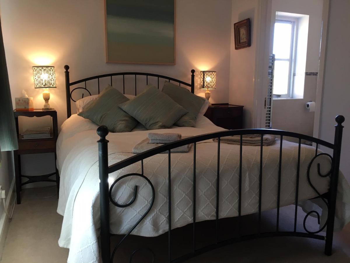 5 Charlton Mill Way Bed & Breakfast 3*